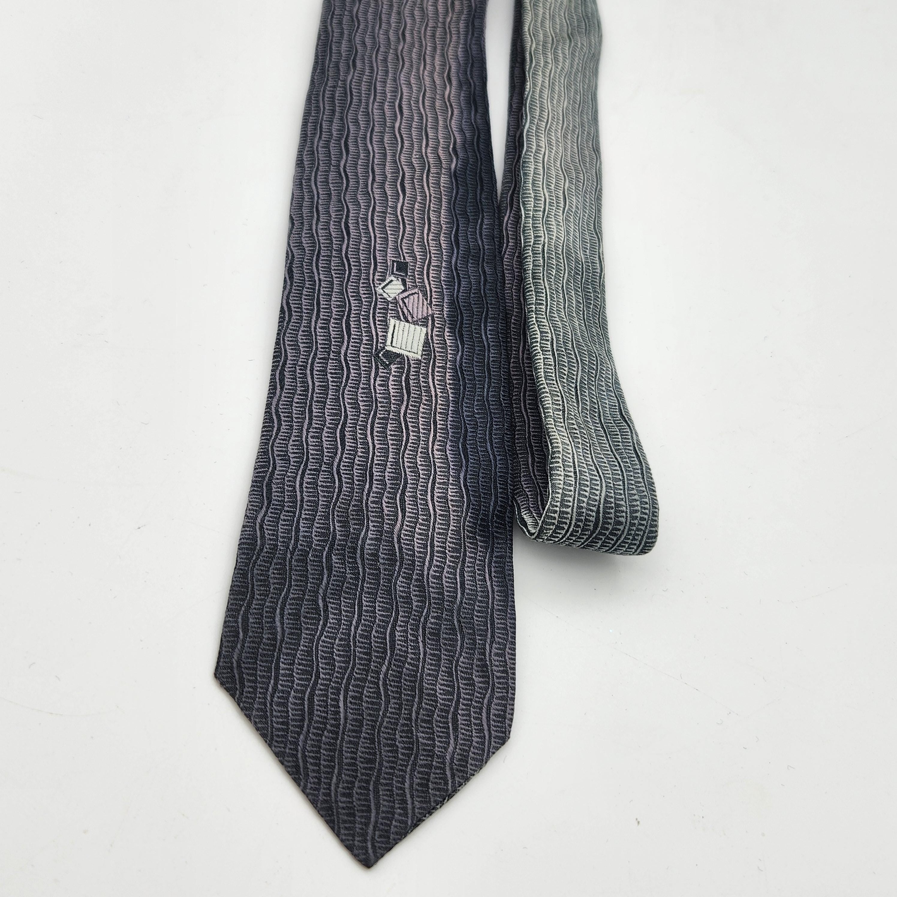 Vintage Silk Skinny Necktie    Gray Textured     Mad Men Style