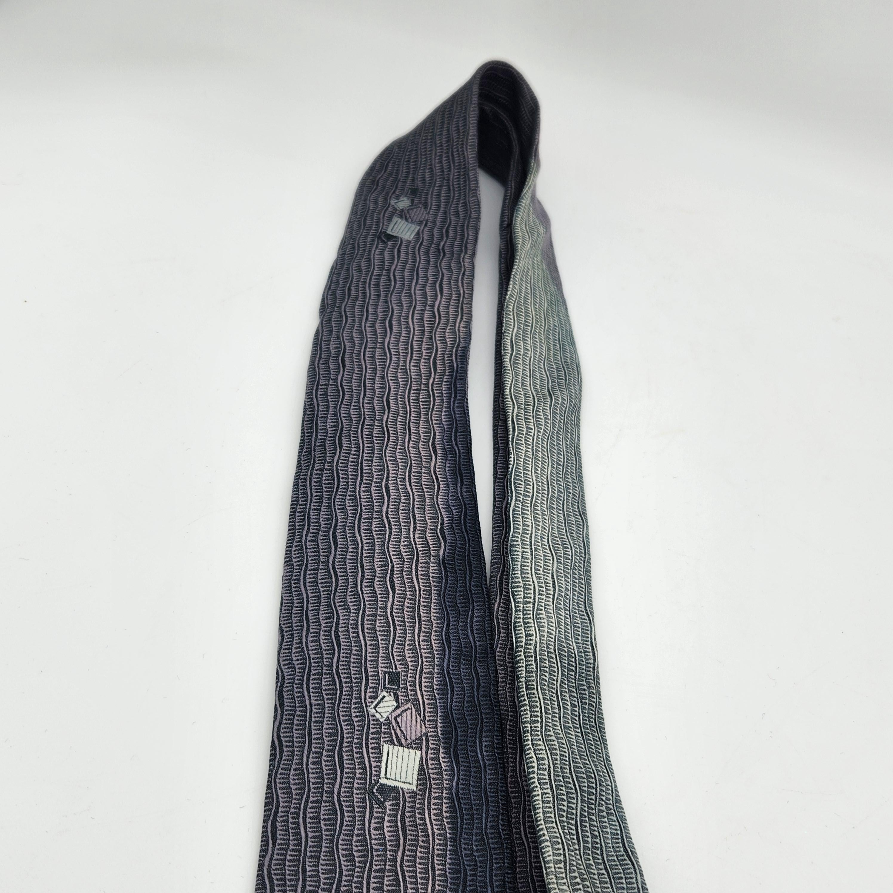Vintage Silk Skinny Necktie    Gray Textured     Mad Men Style